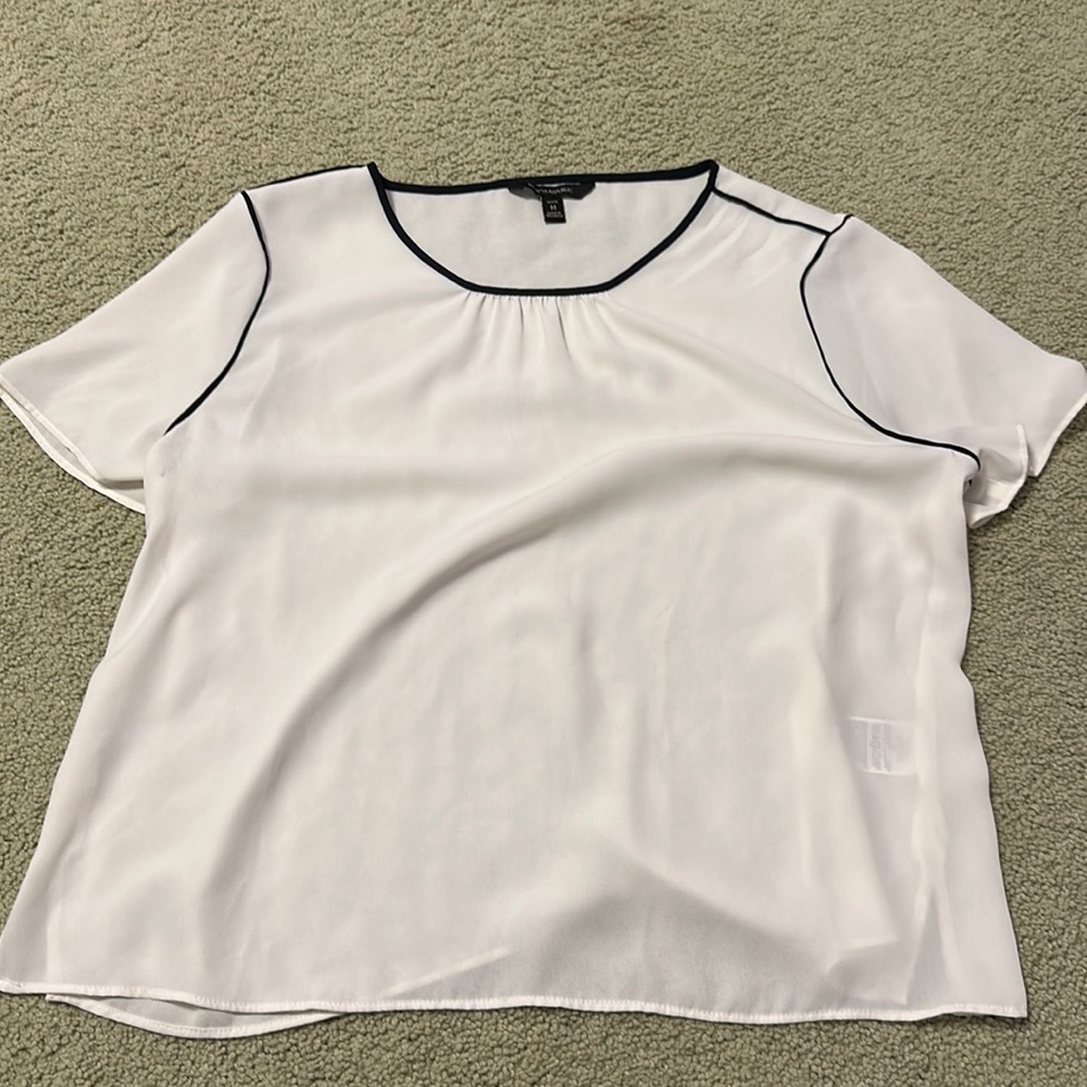 Womens M Blouse